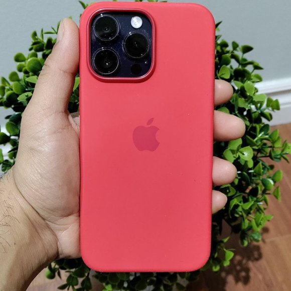 New iphone 14 pro and max silicon magsafe cover case - Picture 3 of 4